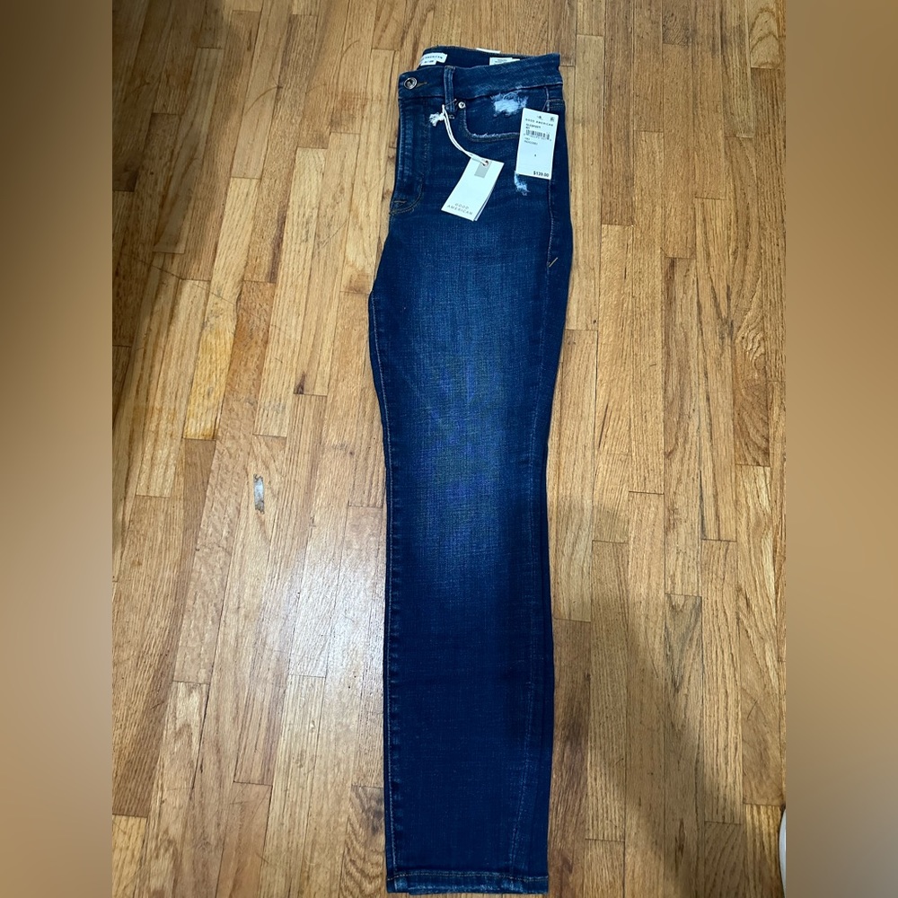 BRAND NEW WITH TAGS- good American good legs crop jeans